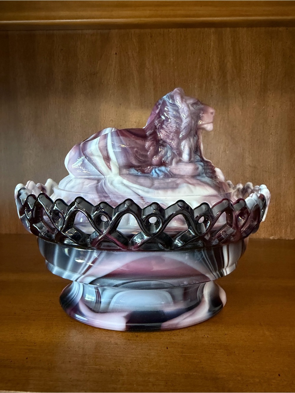 Vintage Imperial Purple Slag Glass Lion Covered Dish Atterbury Mold AS IS